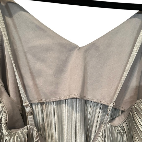 RACHEL ZOE silver pleated spaghetti strap mini dress size Medium - Picture 7 of 8